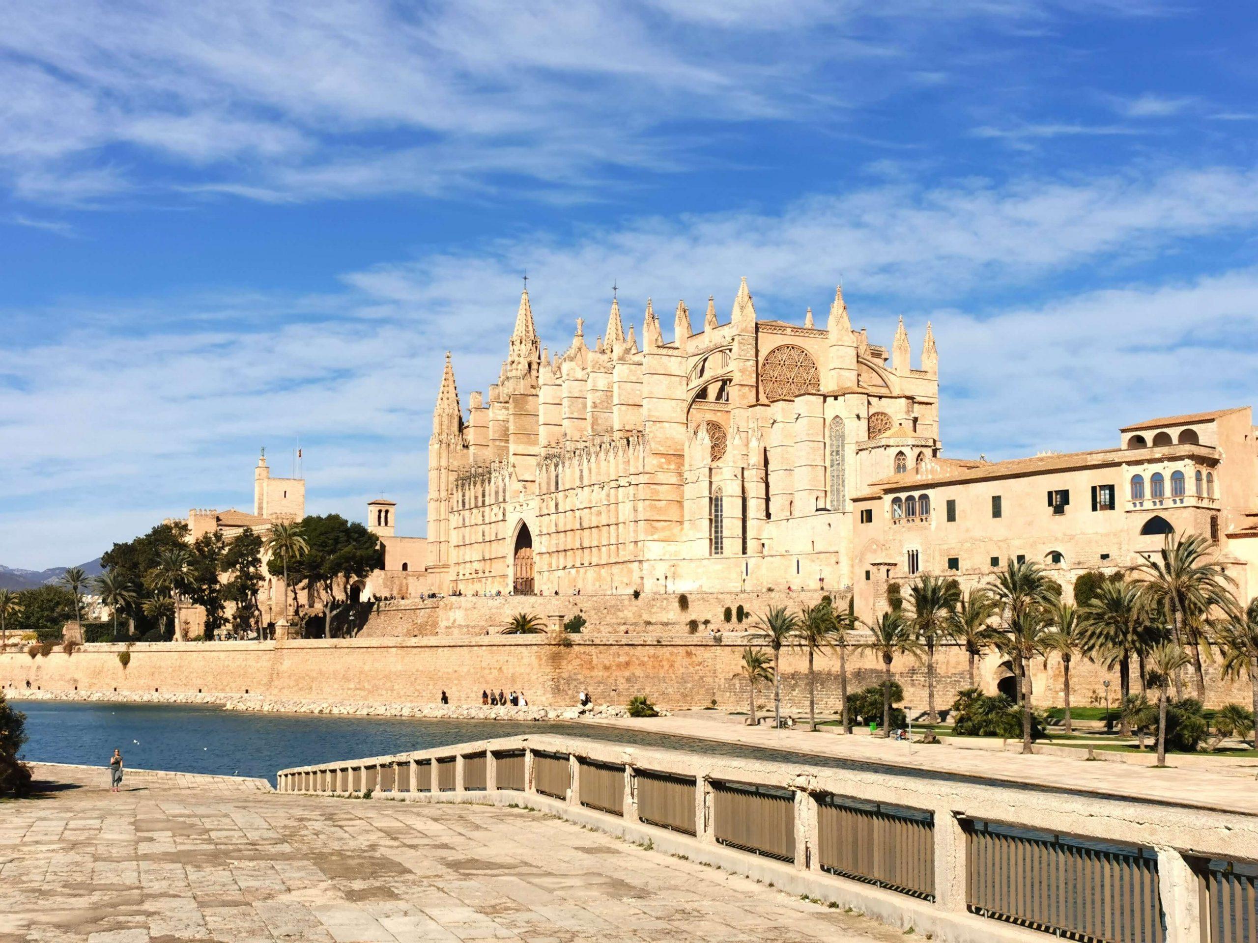 La Seu in Palma – perfekter Ort zum Erkunden bei einer Solo-Reise für Frauen